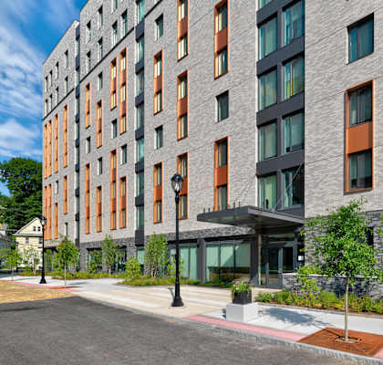 Brookfield Commons | Apartments in White Plains, NY